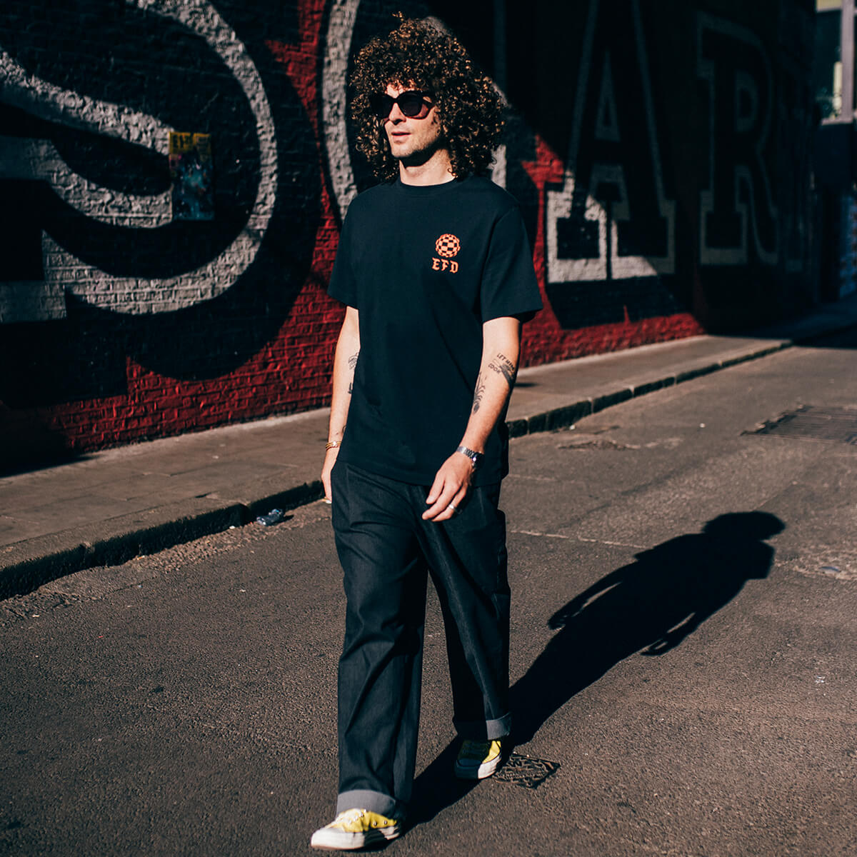 The Dudes & mcbess - Warlock EFD classic t-shirt